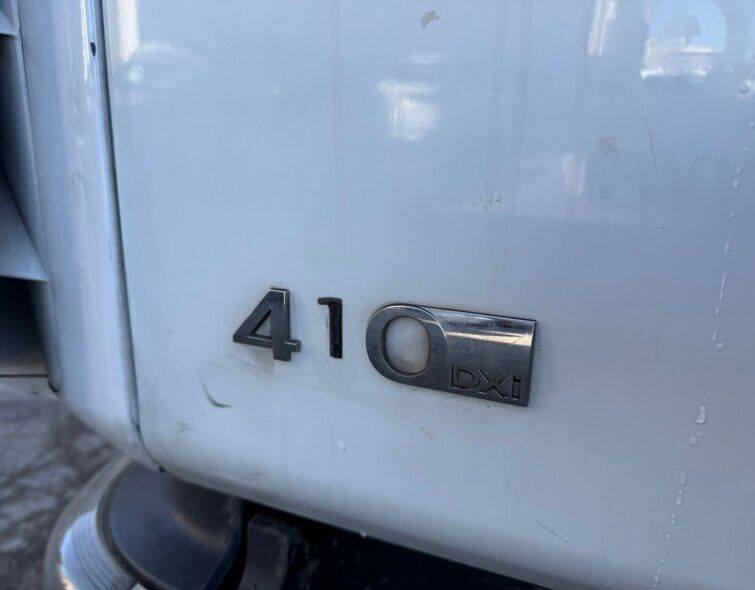 RENAULT LANDER 410.26. 